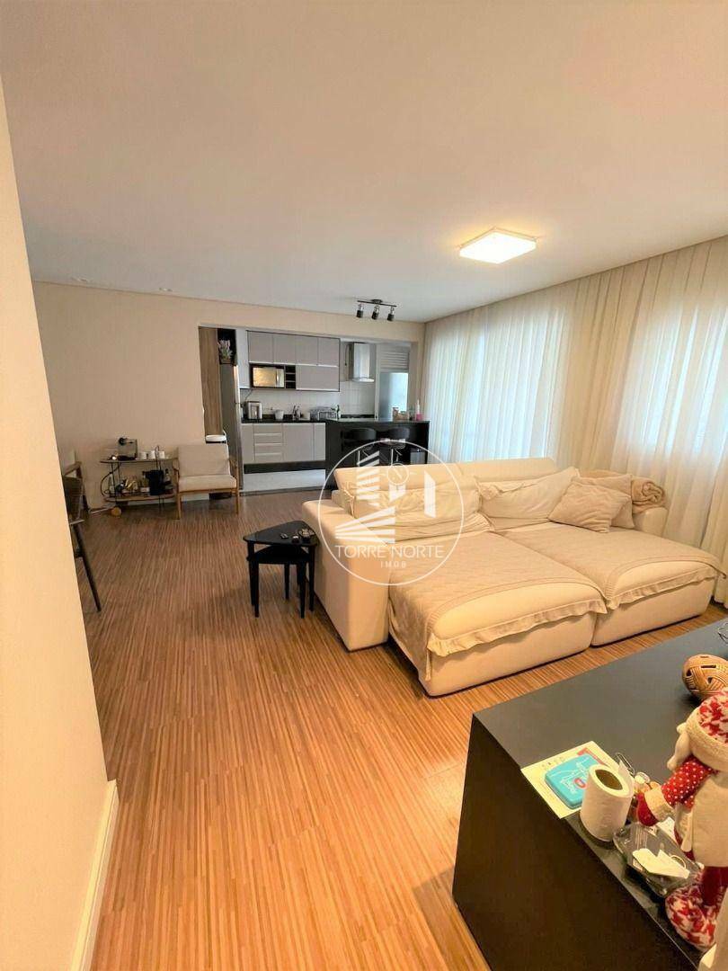 Apartamento à venda com 3 quartos, 97m² - Foto 3