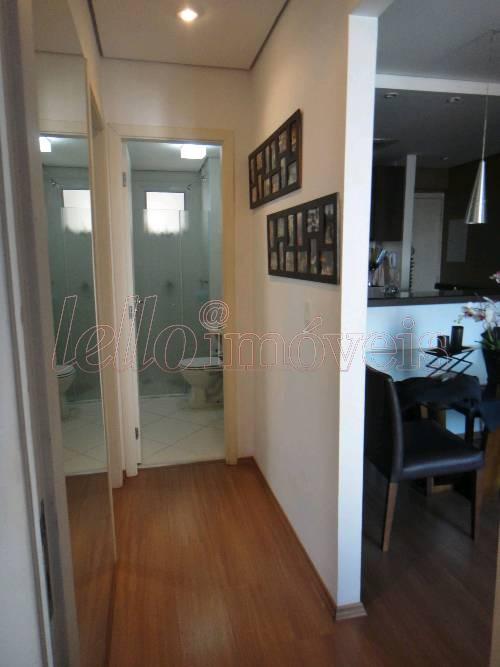 Apartamento para alugar com 2 quartos, 65m² - Foto 11