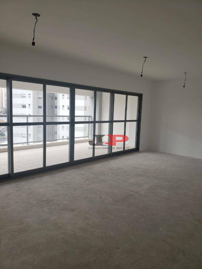 Apartamento à venda com 3 quartos, 181m² - Foto 3