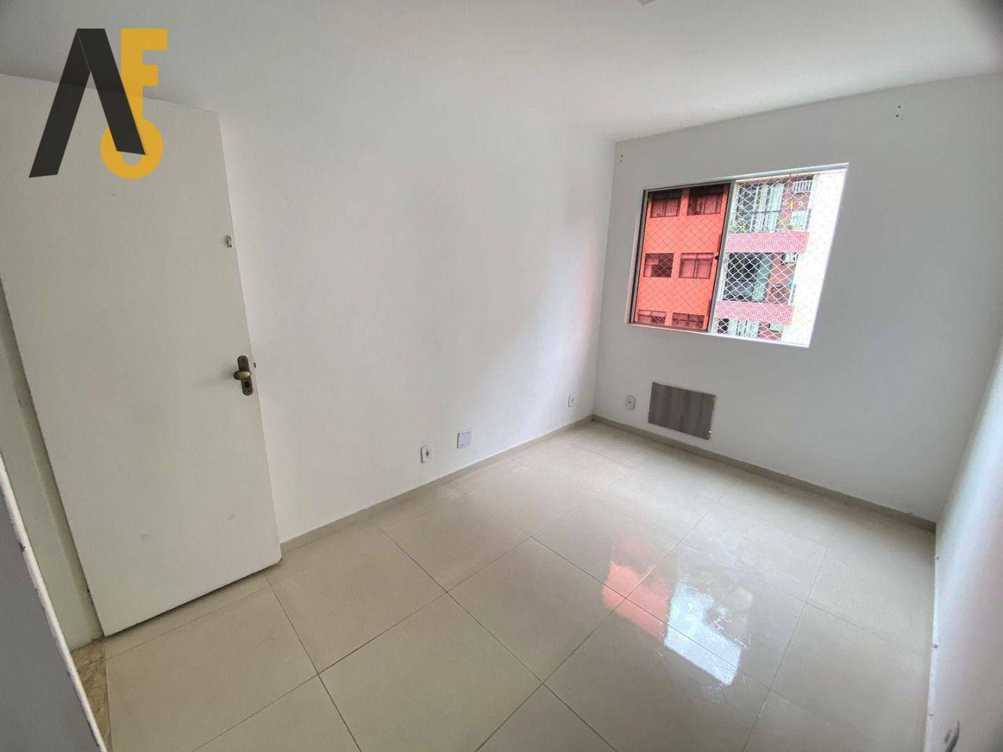 Apartamento à venda com 2 quartos, 64m² - Foto 16