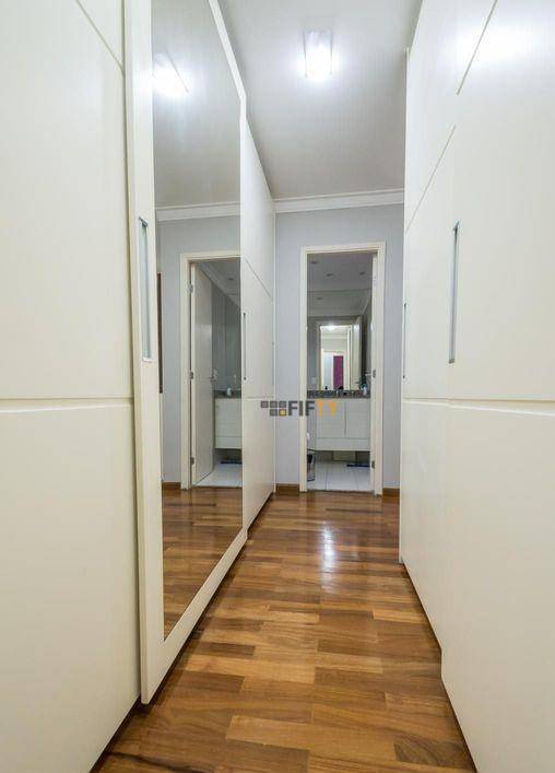 Apartamento à venda com 3 quartos, 154m² - Foto 19