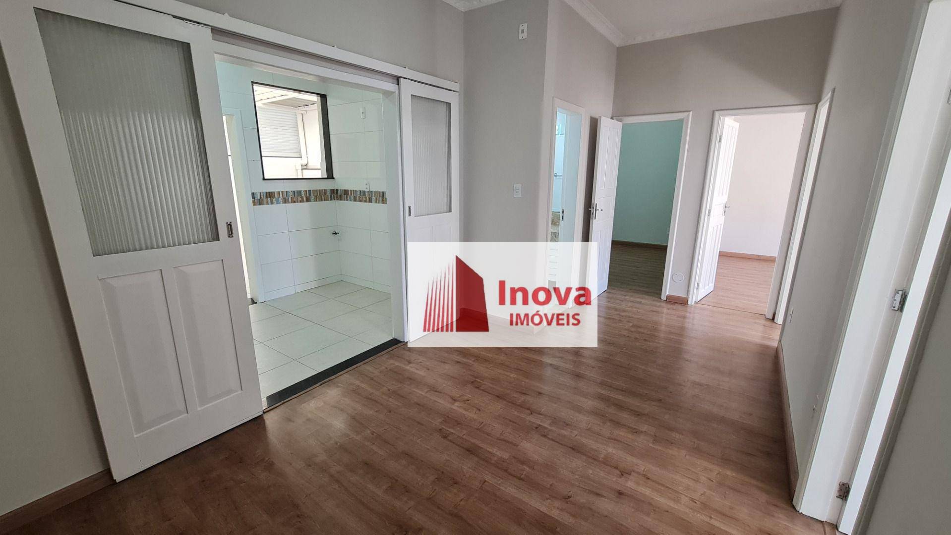 Apartamento à venda com 3 quartos, 100m² - Foto 1