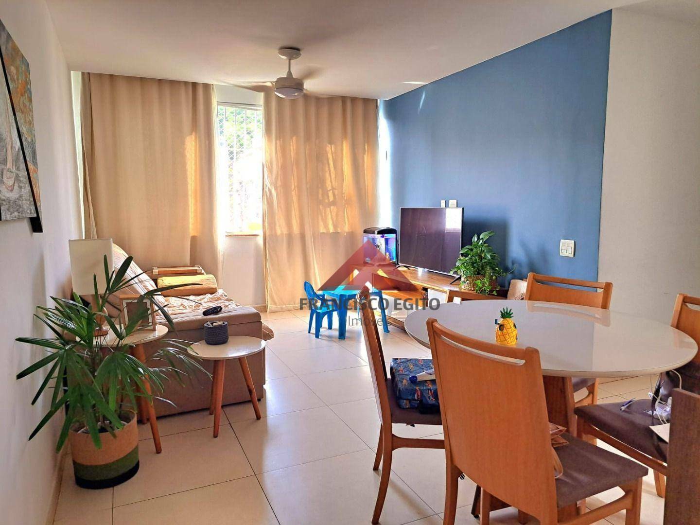 Apartamento à venda com 3 quartos, 85m² - Foto 1