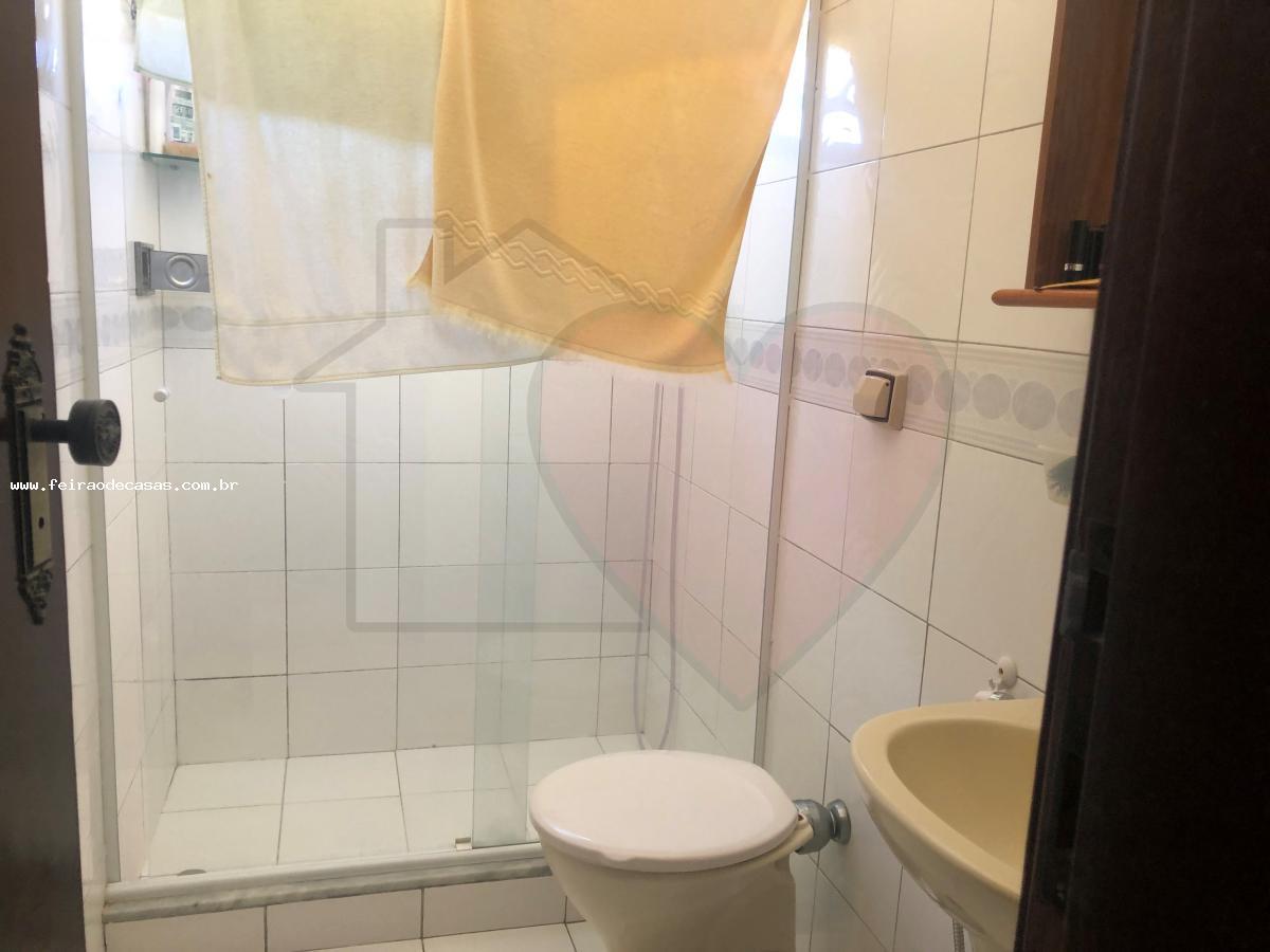 Casa à venda com 3 quartos, 200m² - Foto 3