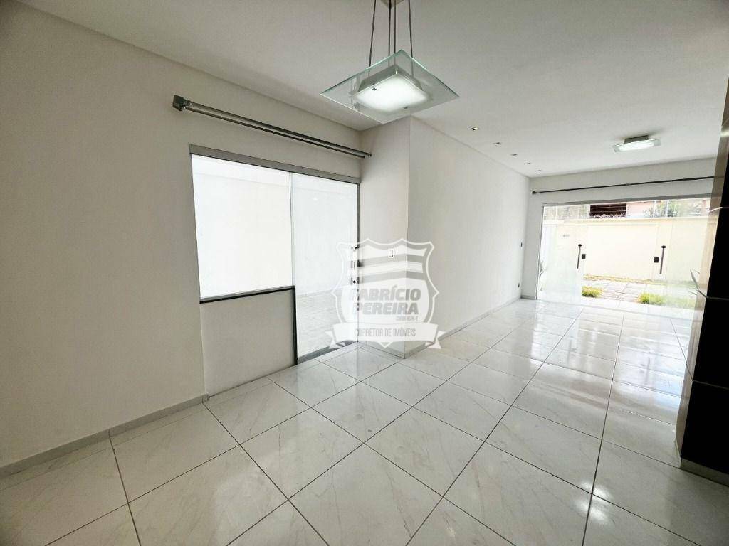 Casa à venda com 3 quartos, 212m² - Foto 14