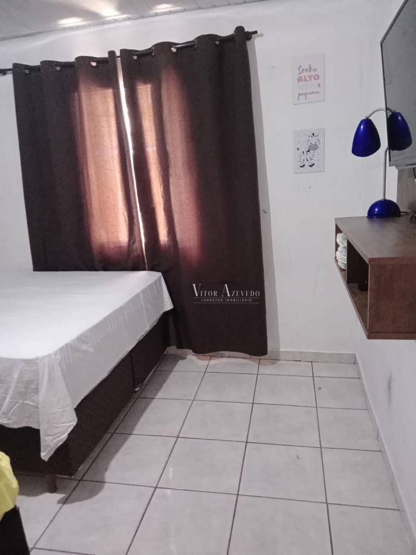 Casa à venda com 2 quartos, 180m² - Foto 7