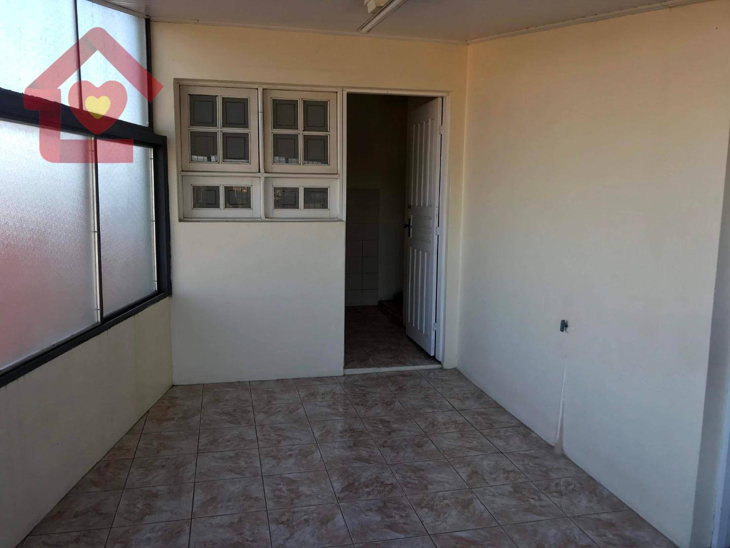 Casa para alugar com 2 quartos, 120m² - Foto 17