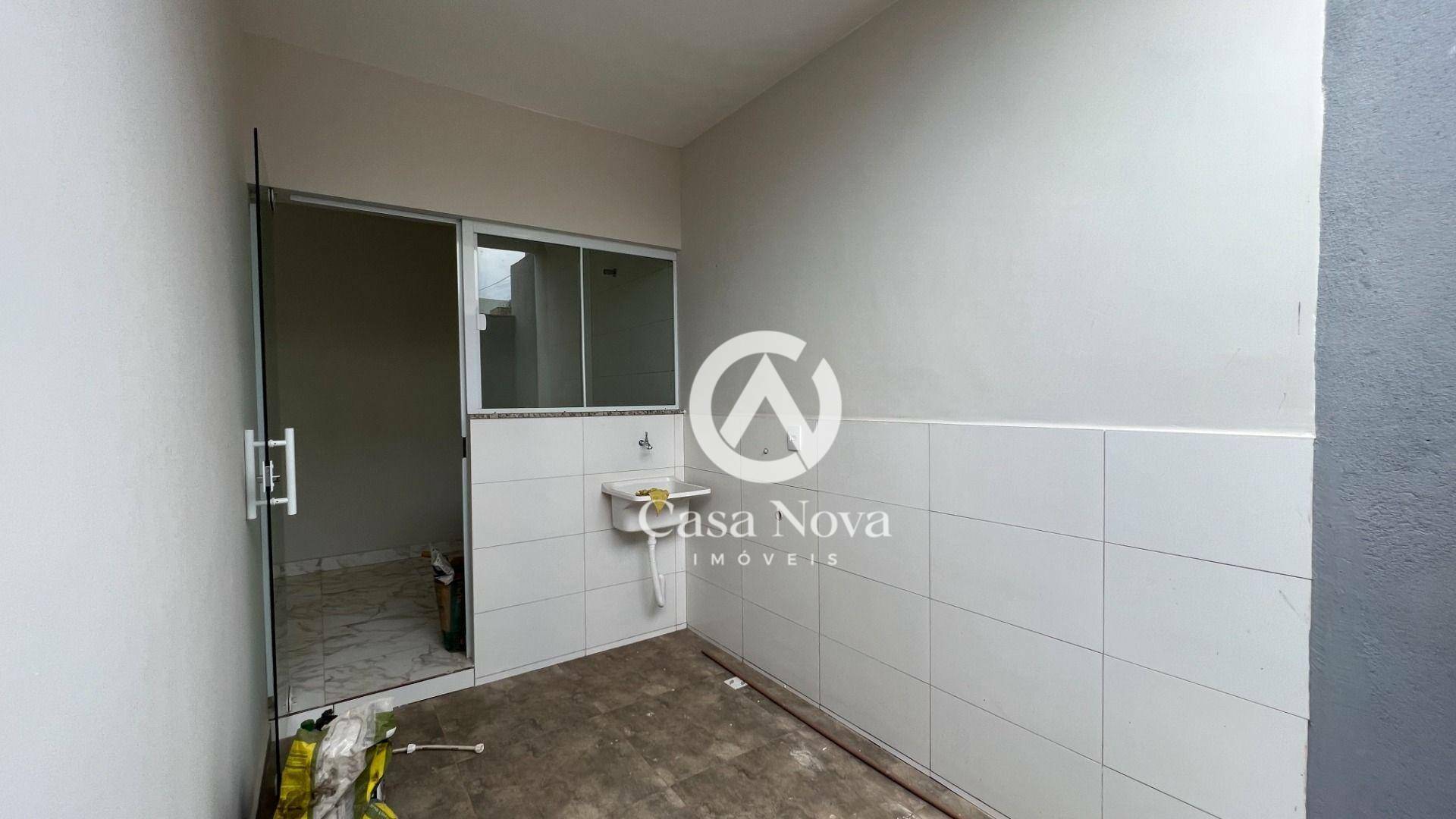 Casa à venda com 2 quartos, 200m² - Foto 4