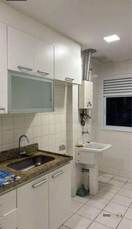 Apartamento para alugar com 2 quartos, 1m² - Foto 4