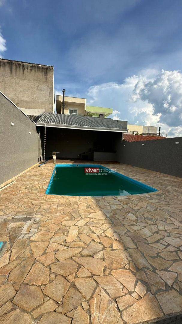 Casa à venda com 3 quartos, 182m² - Foto 2