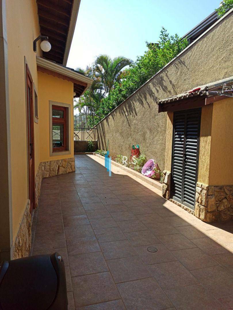 Casa de Condomínio à venda com 4 quartos, 504m² - Foto 24