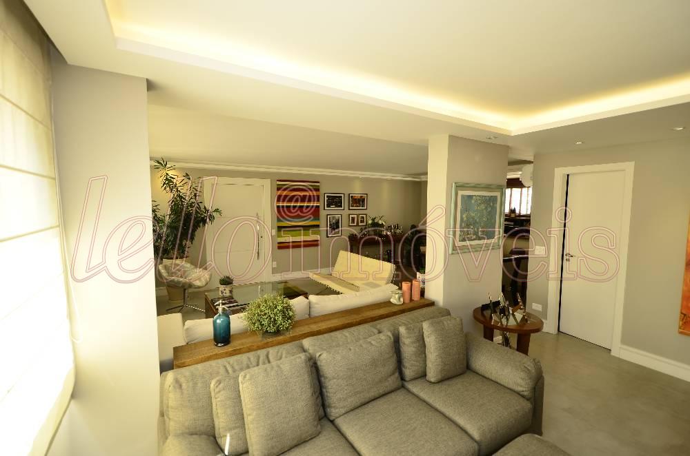 Apartamento para alugar com 3 quartos, 140m² - Foto 6