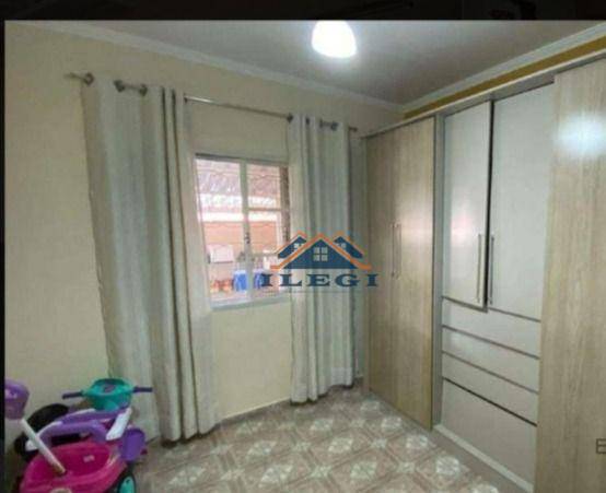 Casa à venda com 3 quartos, 89m² - Foto 12