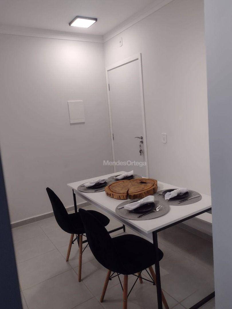 Apartamento para alugar com 2 quartos, 48m² - Foto 3