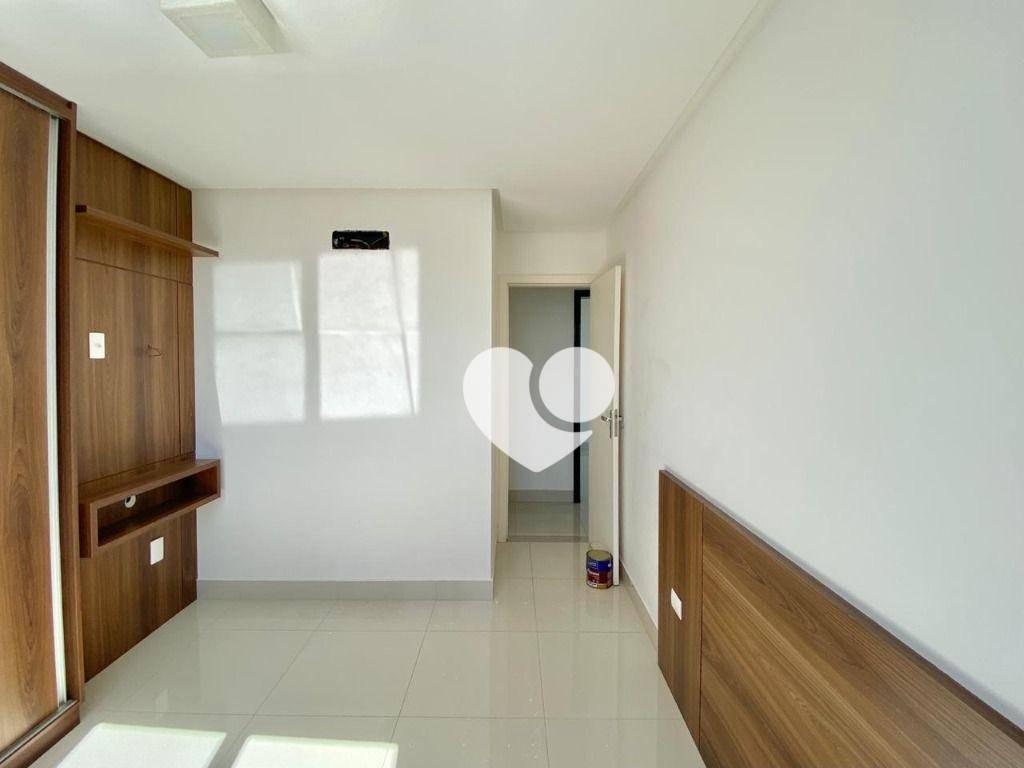 Apartamento à venda com 2 quartos, 65m² - Foto 14