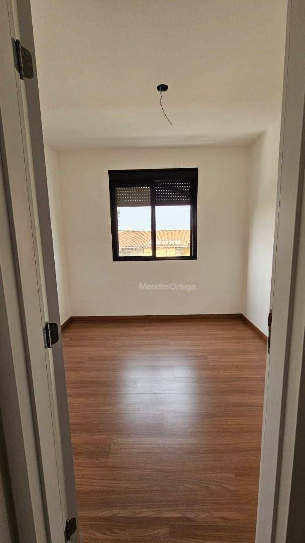 Apartamento à venda com 2 quartos, 67m² - Foto 19