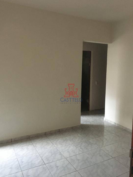 Casa à venda com 4 quartos, 120m² - Foto 11