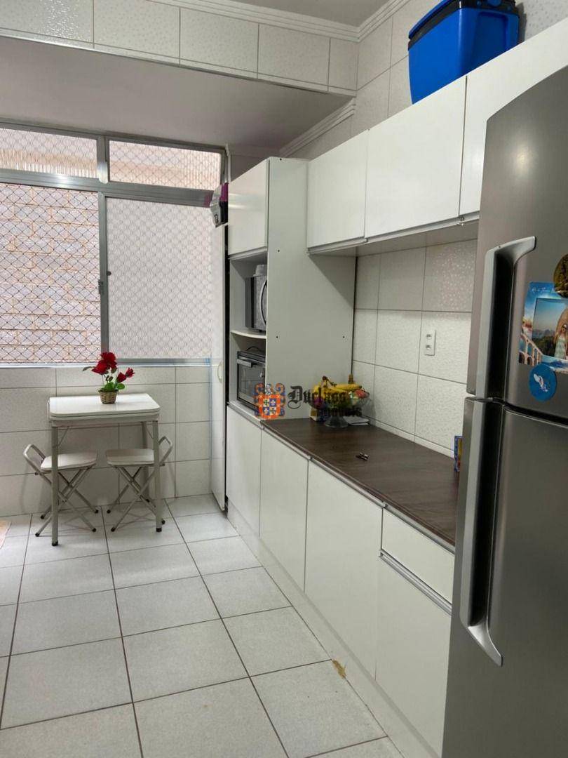 Apartamento à venda com 1 quarto, 55m² - Foto 7