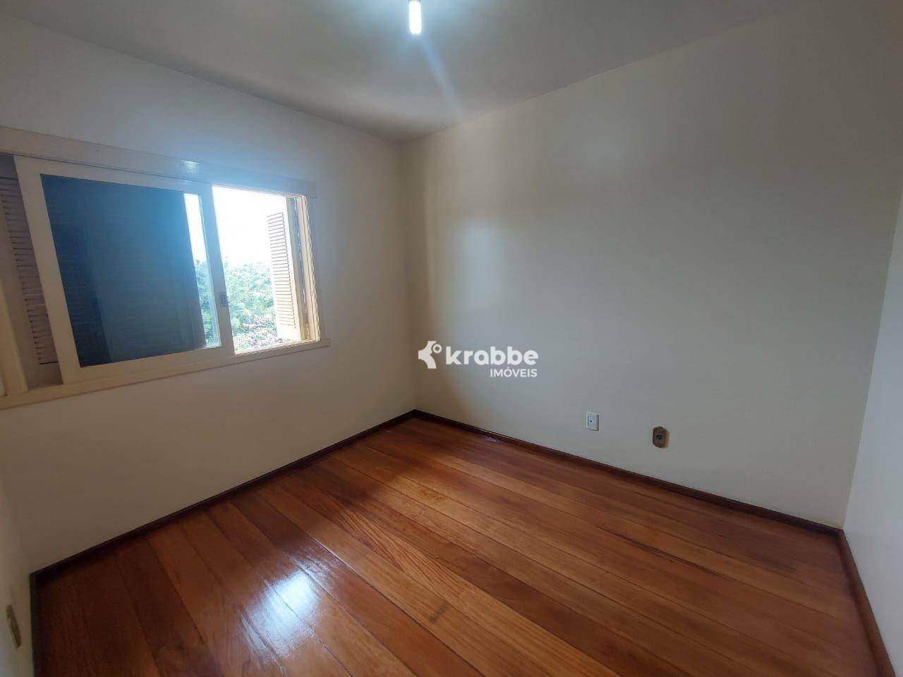 Casa para alugar com 3 quartos, 210m² - Foto 11