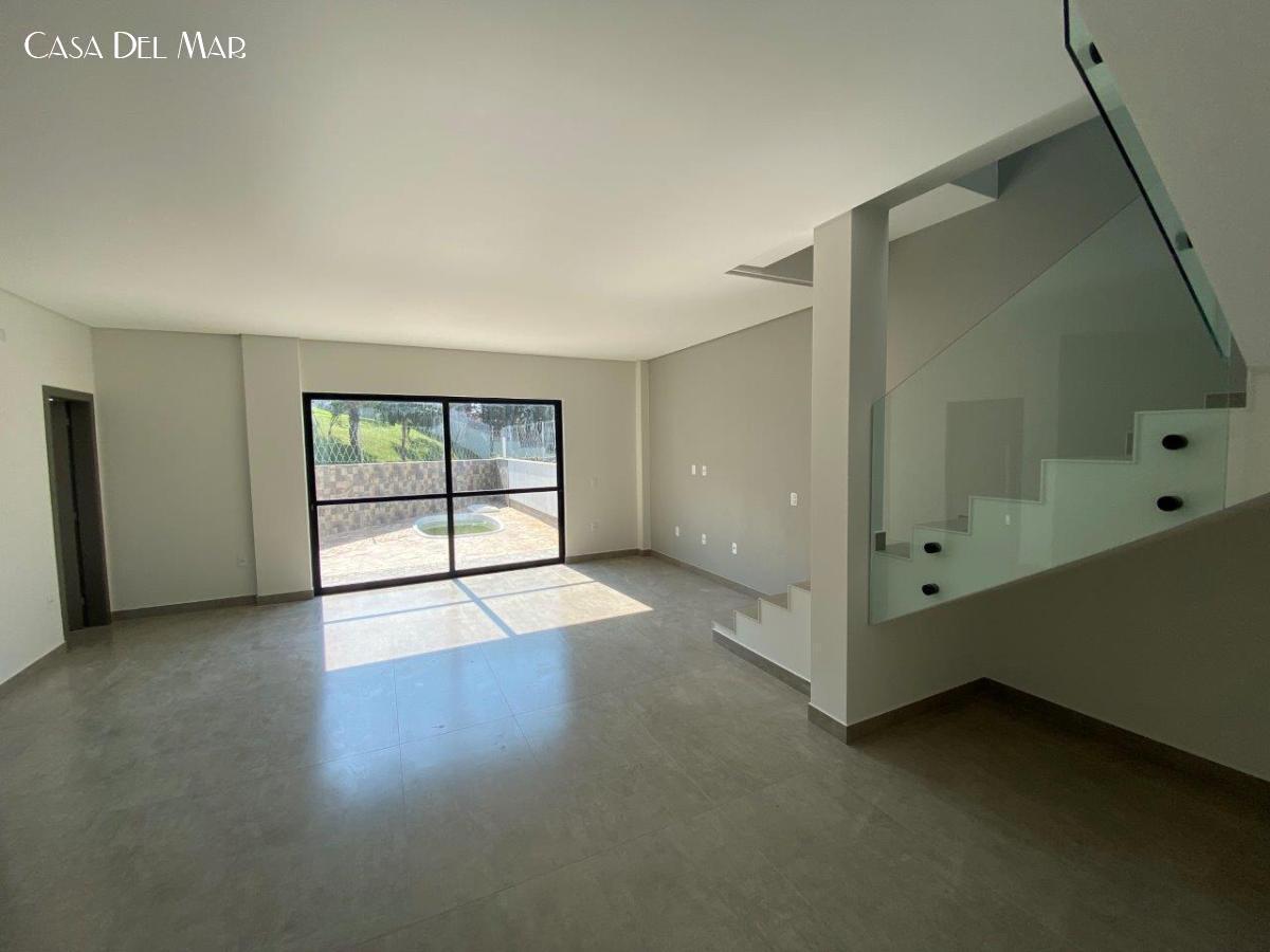 Casa à venda com 3 quartos, 220m² - Foto 12