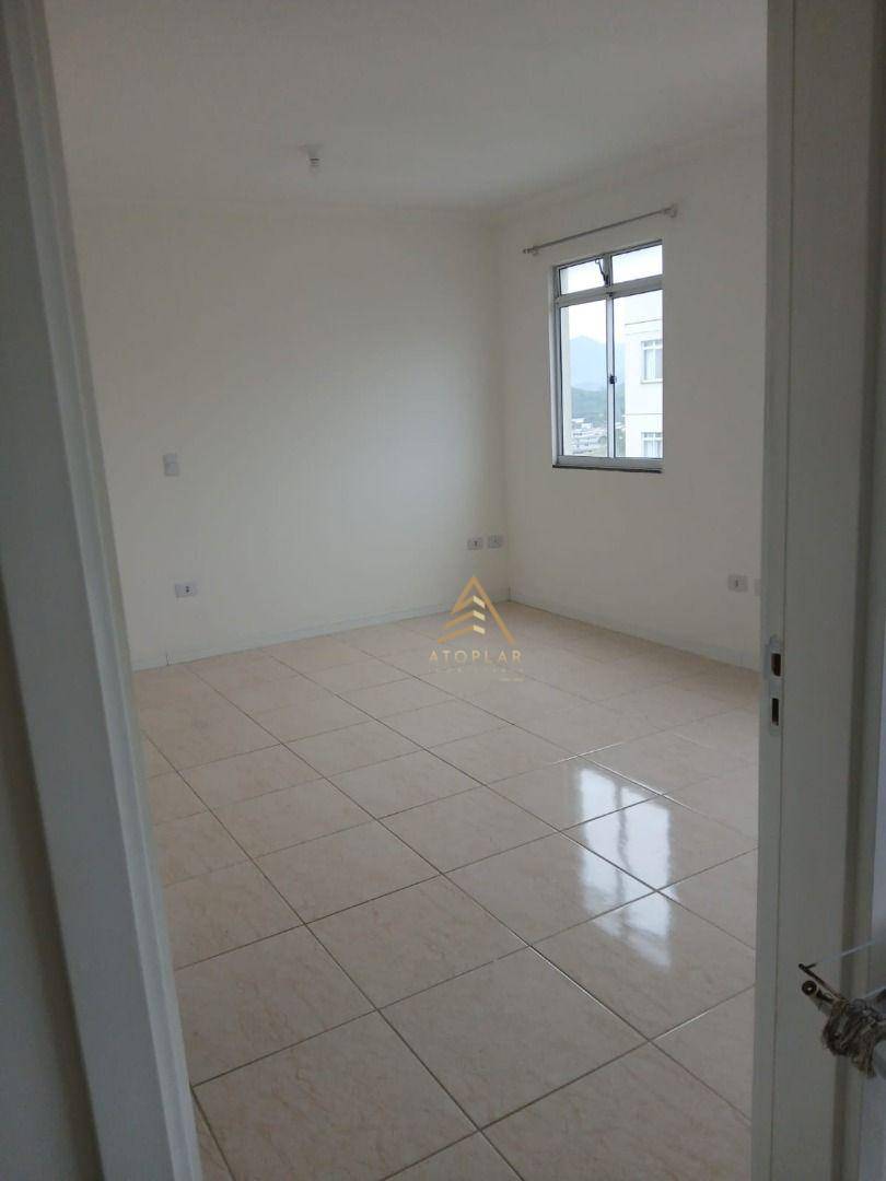 Apartamento à venda com 1 quarto, 50m² - Foto 2