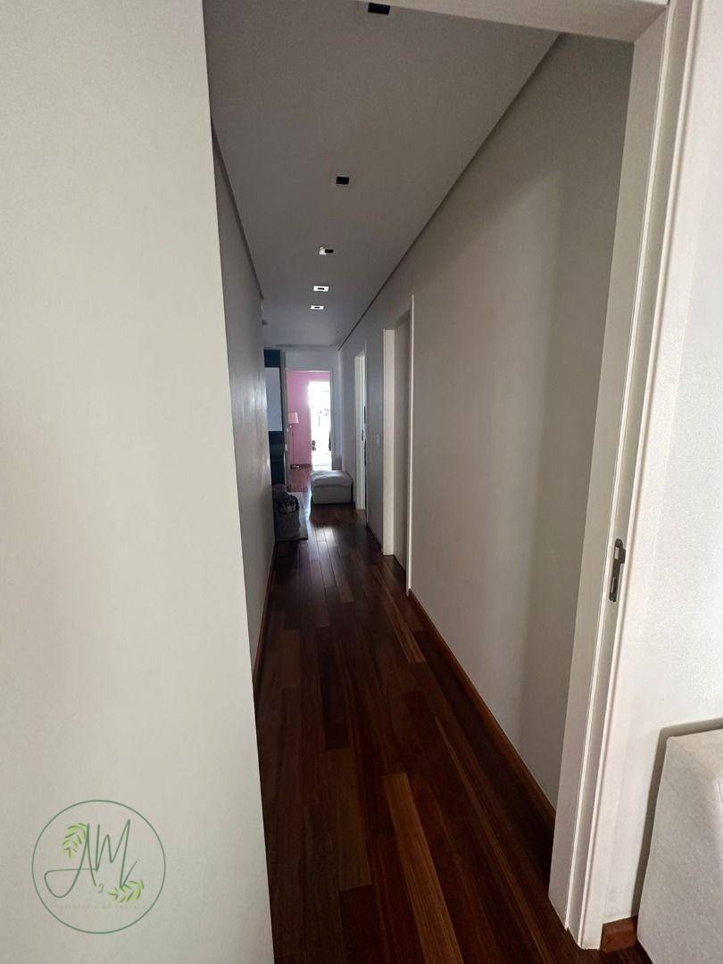 Apartamento à venda com 3 quartos, 232m² - Foto 11