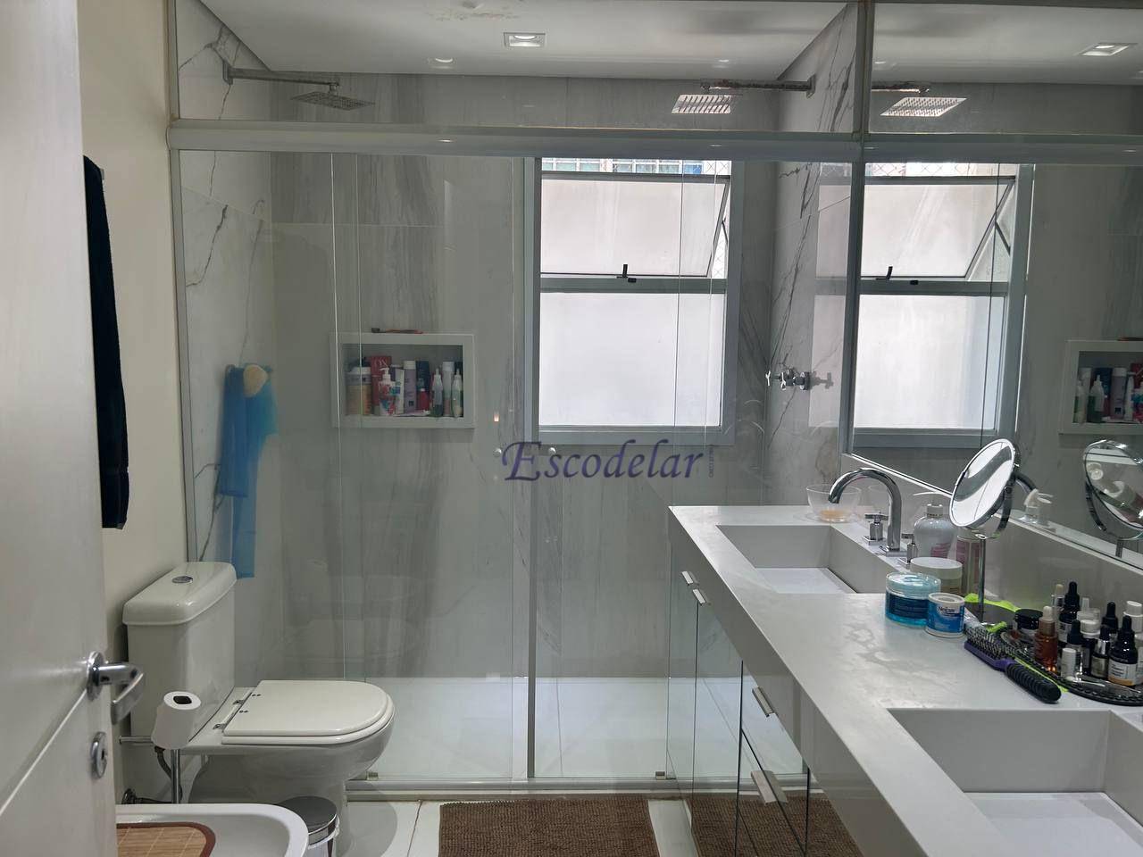 Apartamento à venda com 3 quartos, 243m² - Foto 23