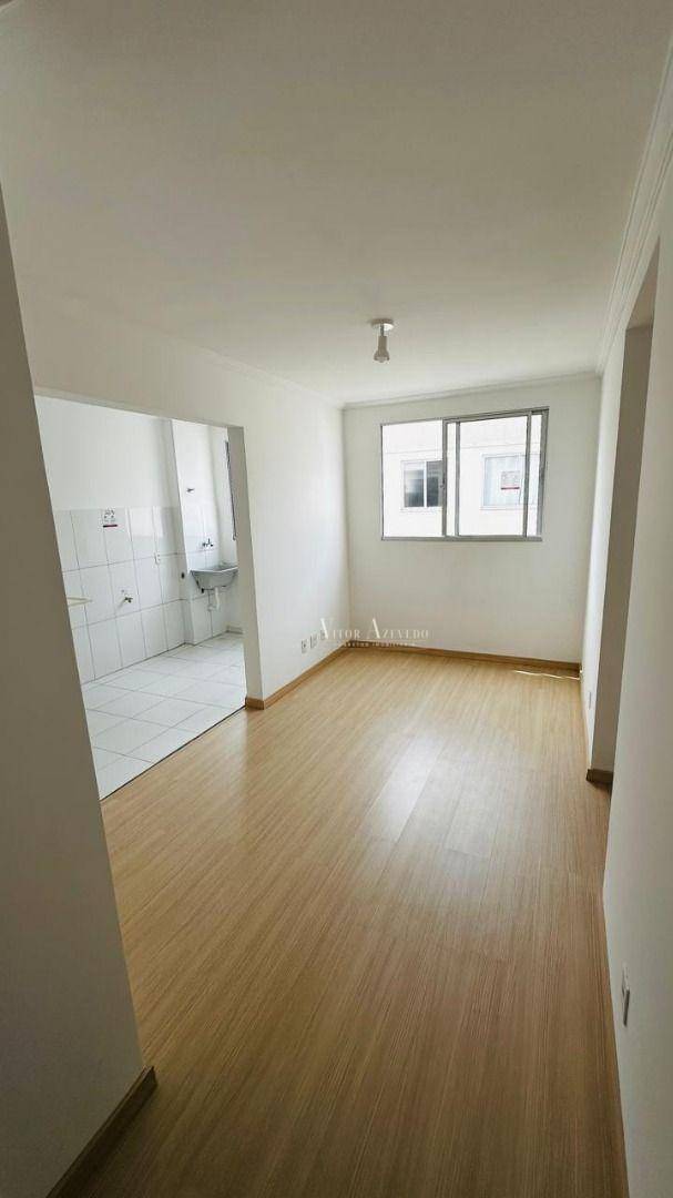 Apartamento à venda com 2 quartos, 45m² - Foto 2