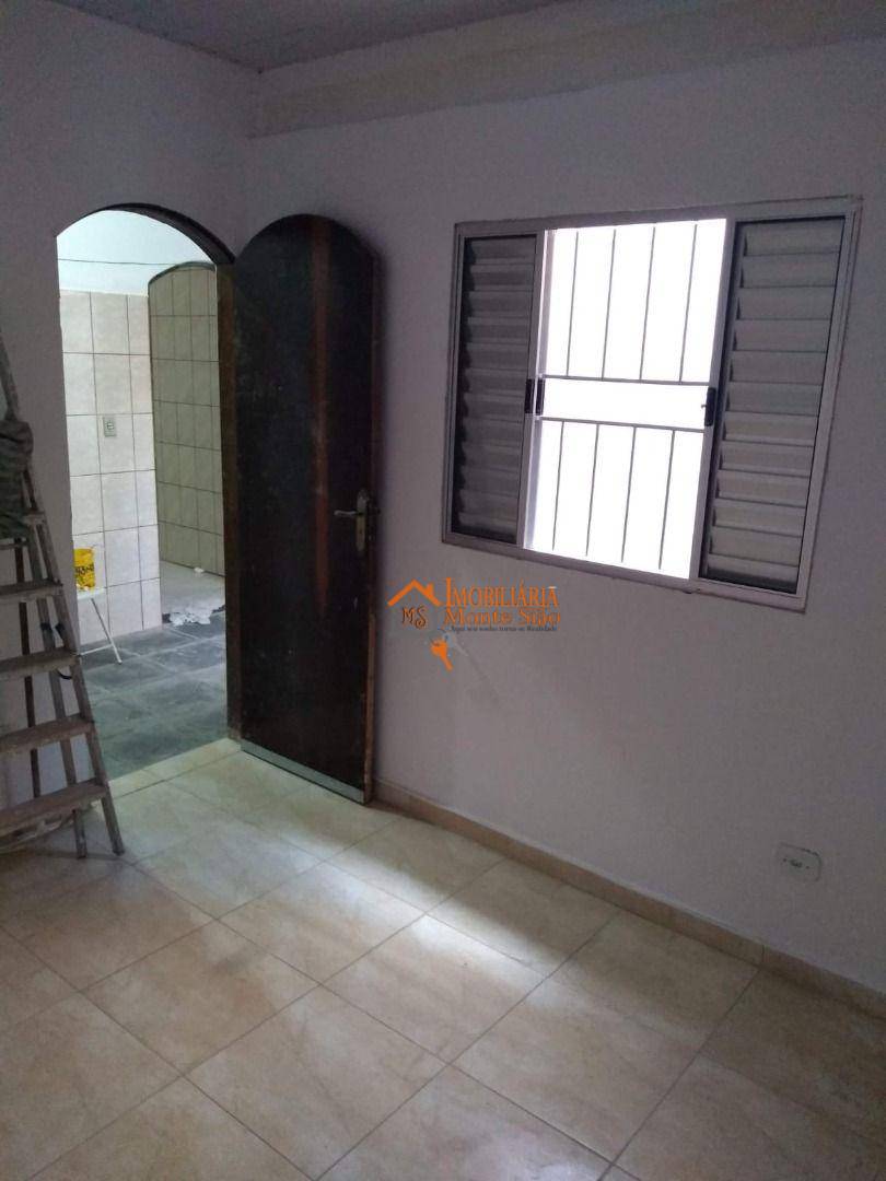 Sobrado à venda com 5 quartos, 200m² - Foto 5