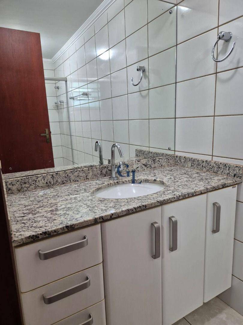 Apartamento à venda com 4 quartos, 75m² - Foto 18