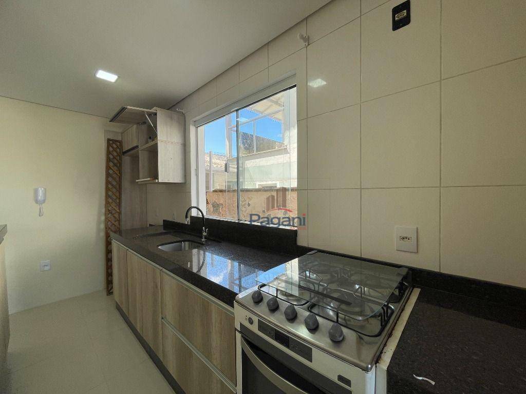 Apartamento à venda com 2 quartos, 57m² - Foto 4