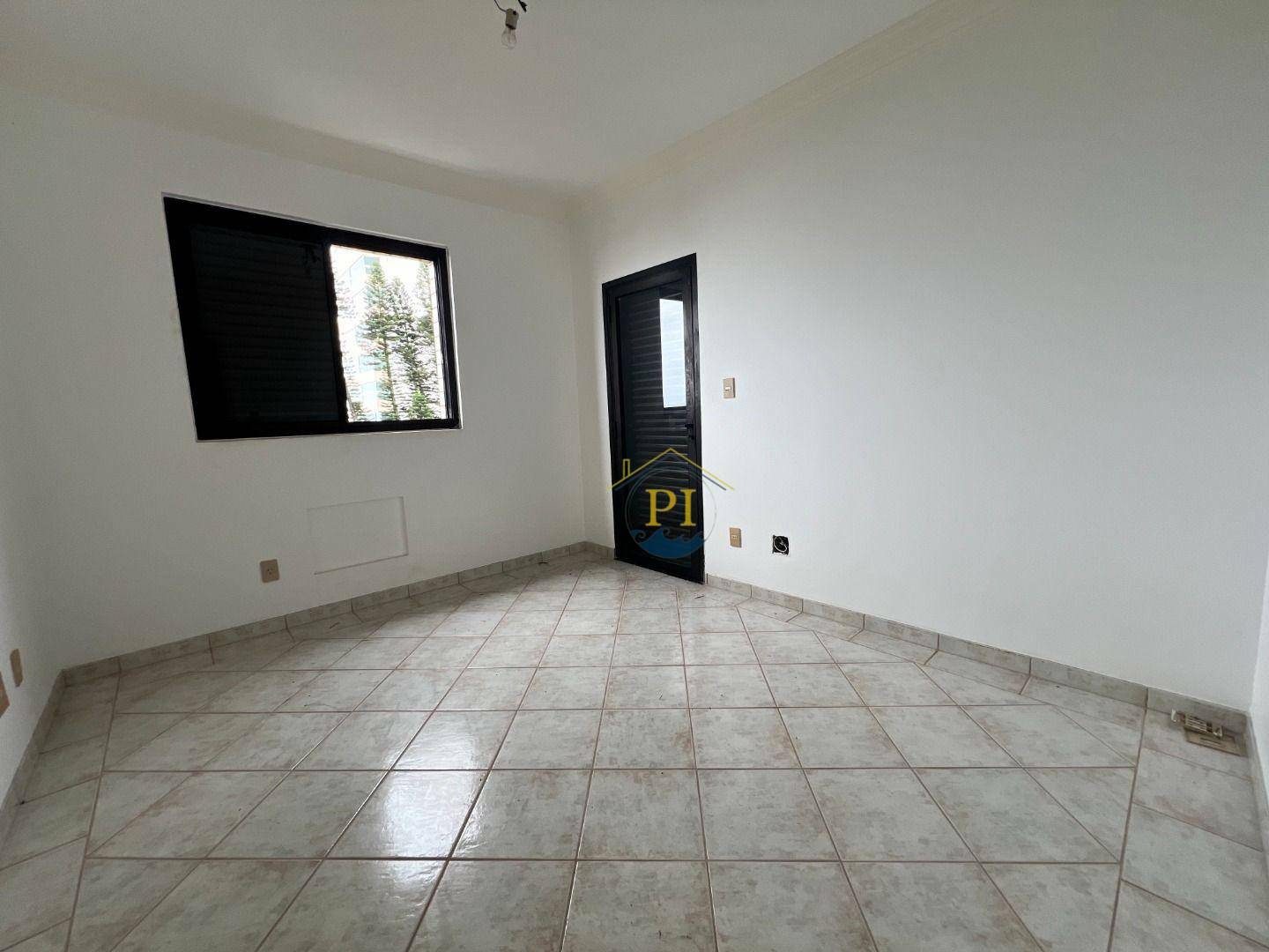 Apartamento à venda com 3 quartos, 185m² - Foto 18