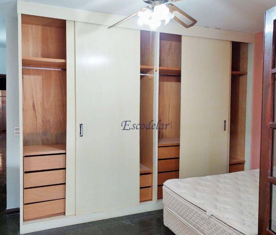 Sobrado à venda com 3 quartos, 240m² - Foto 25