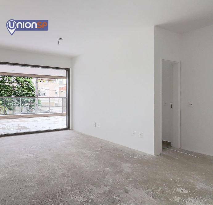 Apartamento à venda com 4 quartos, 216m² - Foto 3