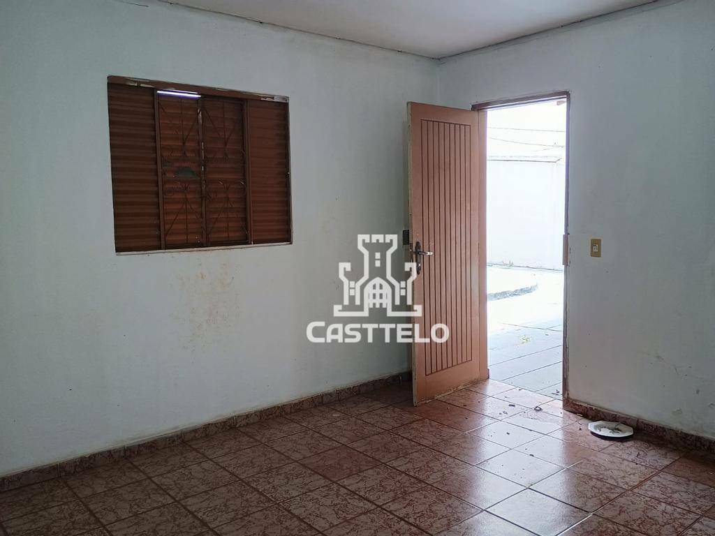 Casa, 3 quartos, 201 m² - Foto 4