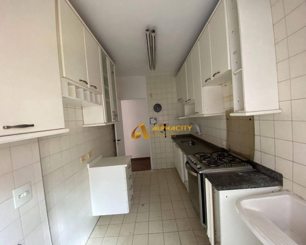 Apartamento à venda com 2 quartos, 74m² - Foto 8