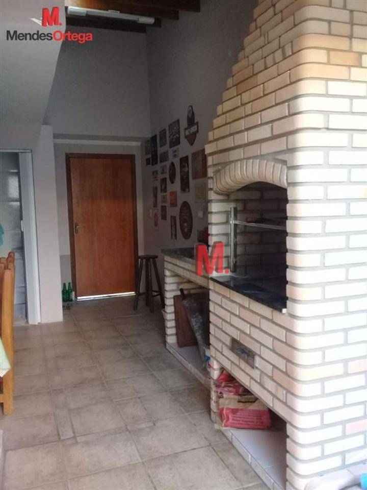 Casa à venda com 4 quartos, 232m² - Foto 20