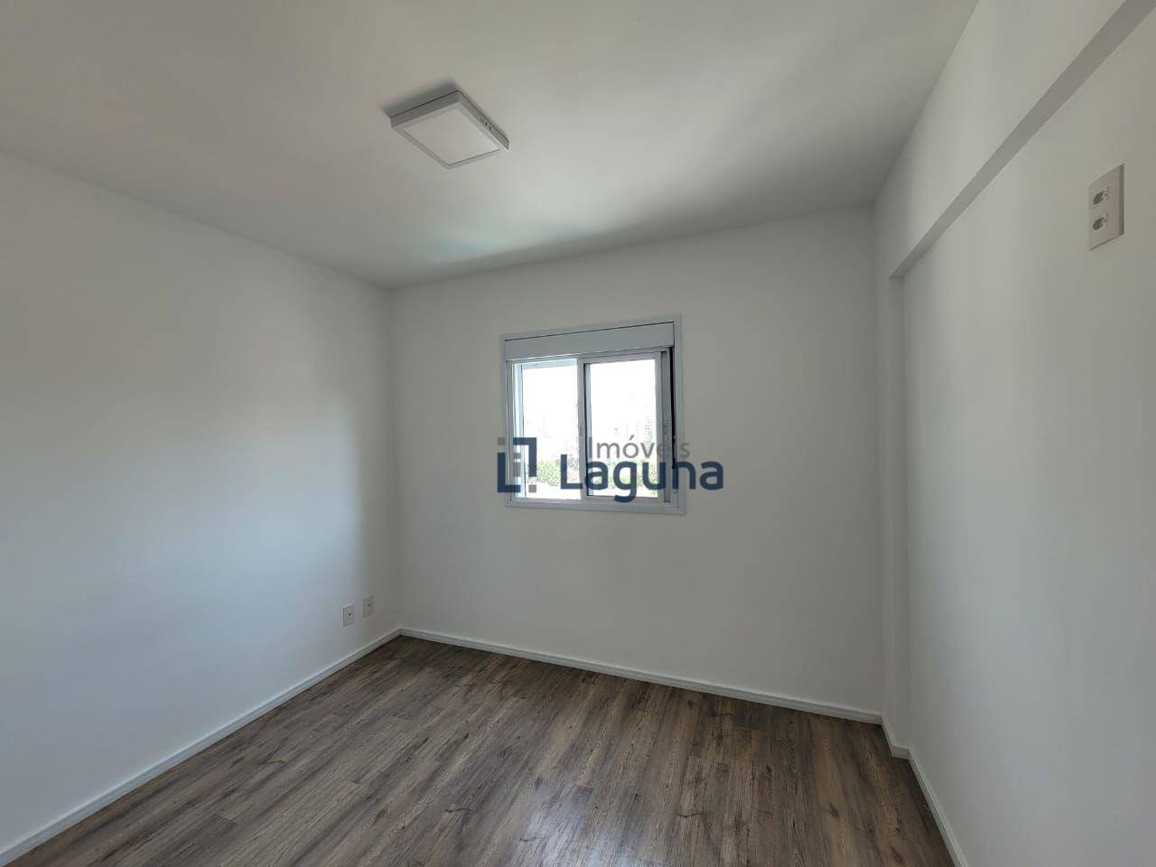 Apartamento para alugar com 3 quartos, 76m² - Foto 17