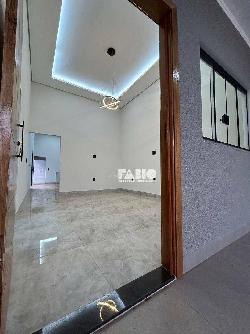 Casa à venda com 3 quartos, 119m² - Foto 14