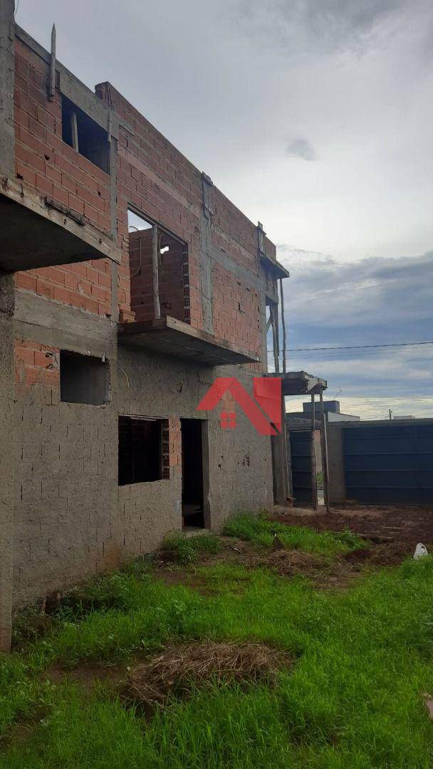 Sobrado à venda com 3 quartos, 135m² - Foto 1