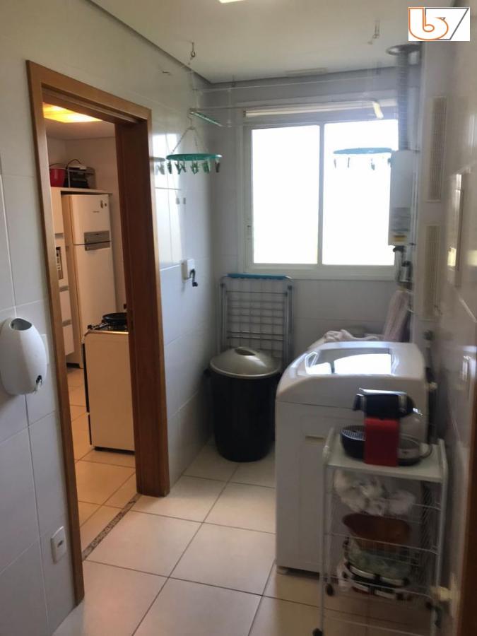 Apartamento para alugar com 3 quartos, 123m² - Foto 28