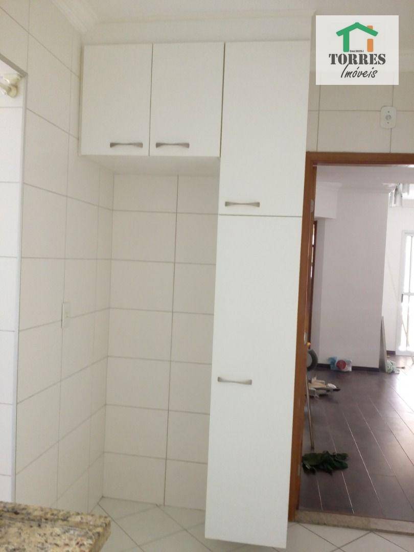 Apartamento à venda com 2 quartos, 65m² - Foto 7