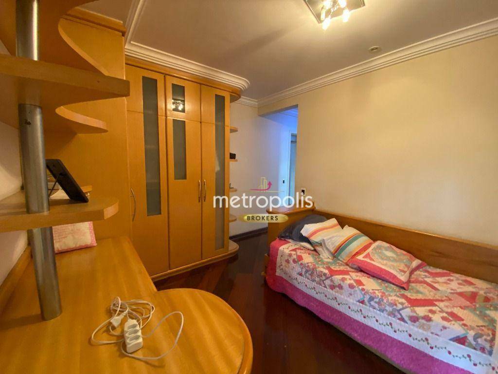 Apartamento para alugar com 3 quartos, 242m² - Foto 35