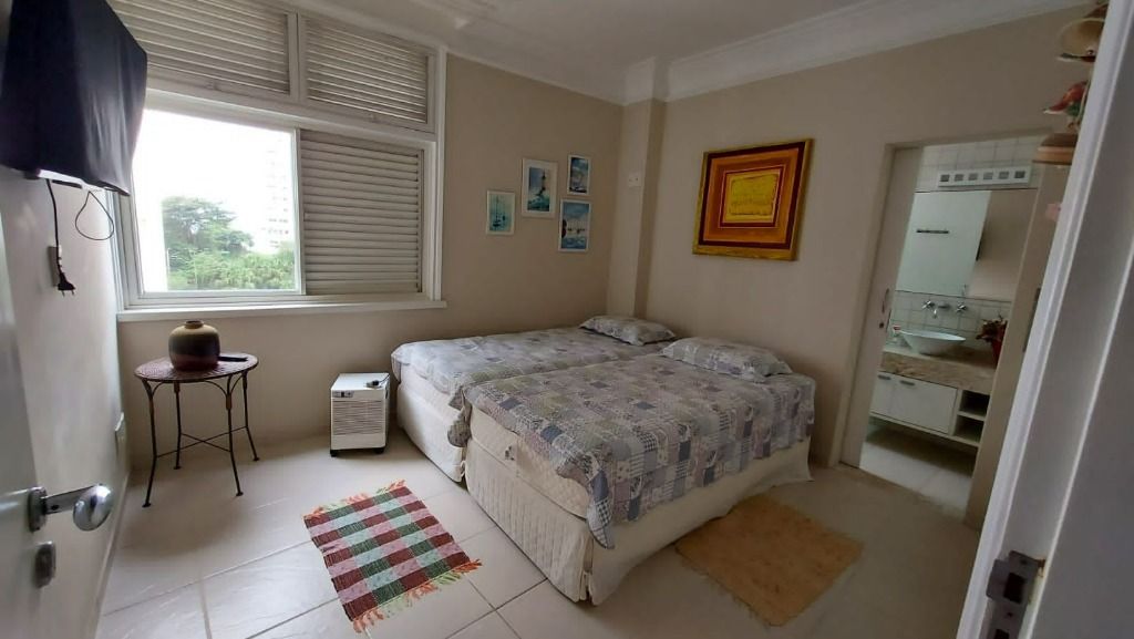 Apartamento à venda com 4 quartos, 280m² - Foto 13