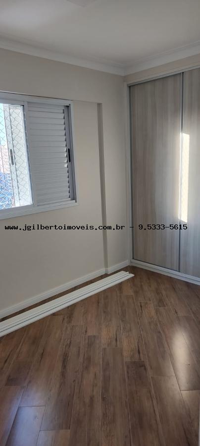 Apartamento à venda com 3 quartos, 83m² - Foto 22