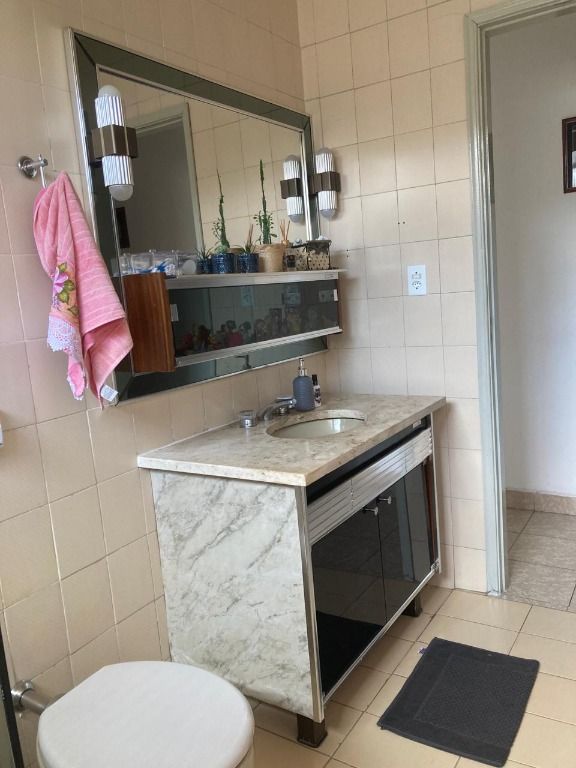 Casa à venda com 2 quartos, 109m² - Foto 18