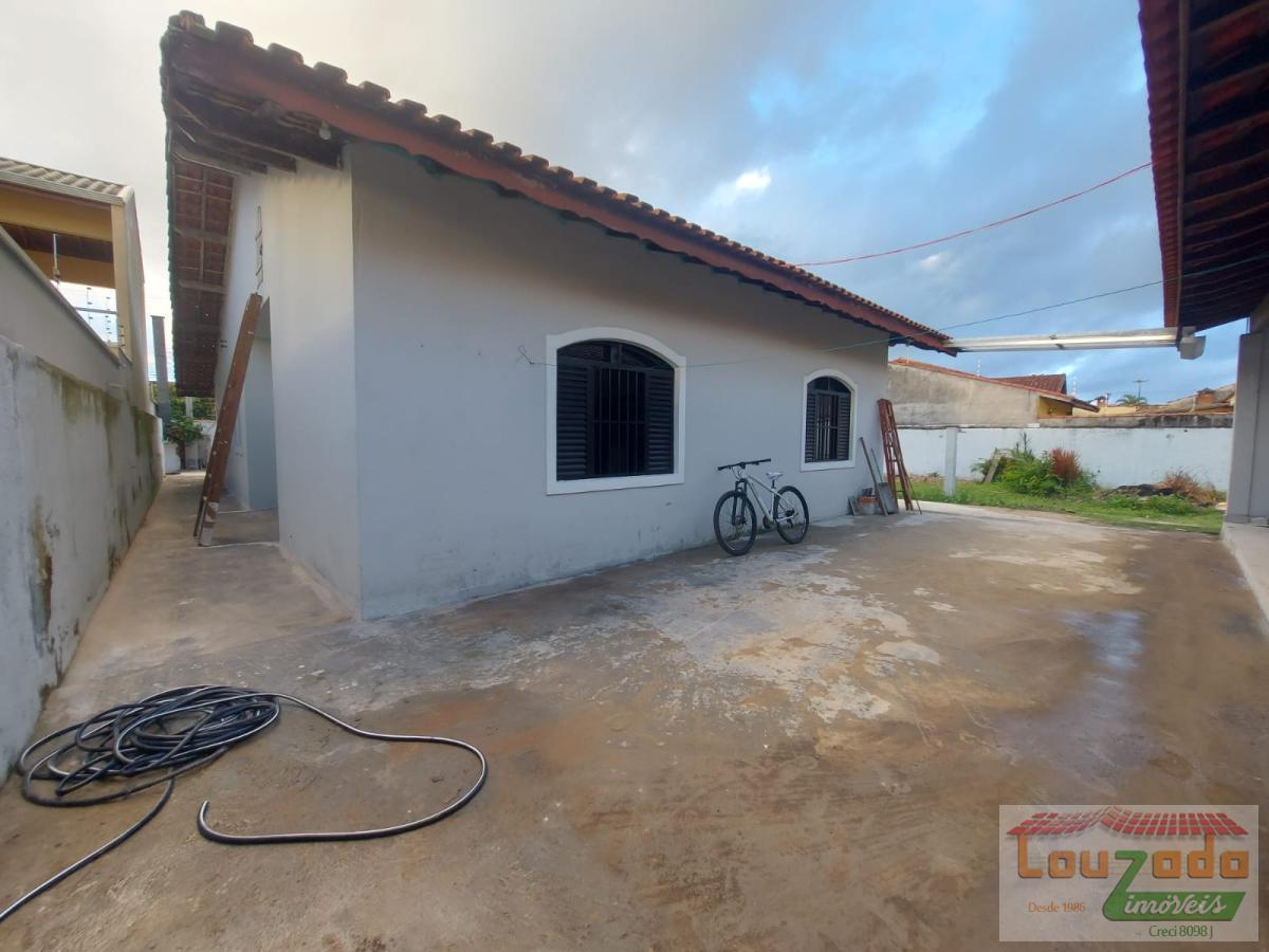 Casa para alugar com 3 quartos, 360m² - Foto 11