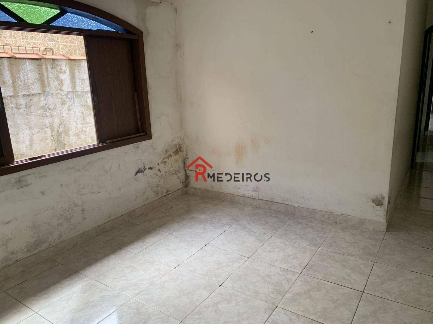 Casa à venda com 3 quartos, 88m² - Foto 15