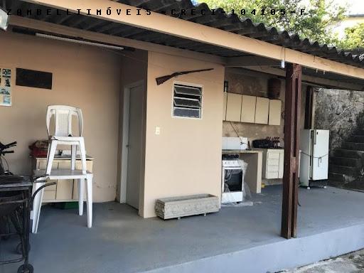 Casa à venda com 3 quartos, 246m² - Foto 9