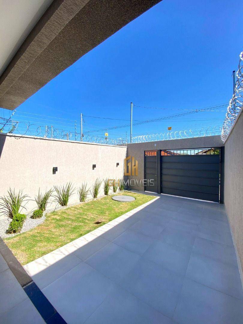 Casa à venda com 3 quartos, 133m² - Foto 2